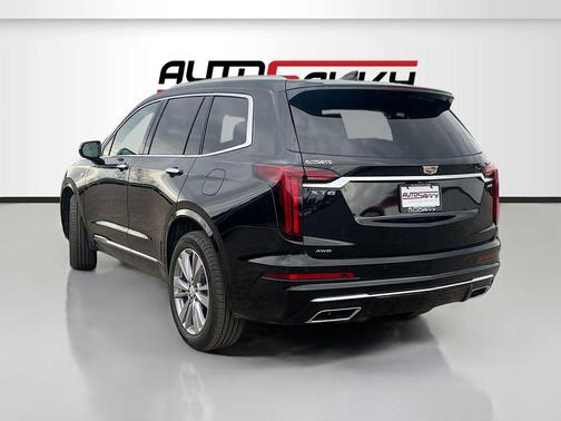 Stellar Black Metallic 2024 Cadillac XT6 Premium Luxury AWD