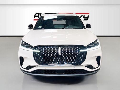 CERAMIC PEARL MET 3C 2025 Lincoln Aviator Reserve AWD