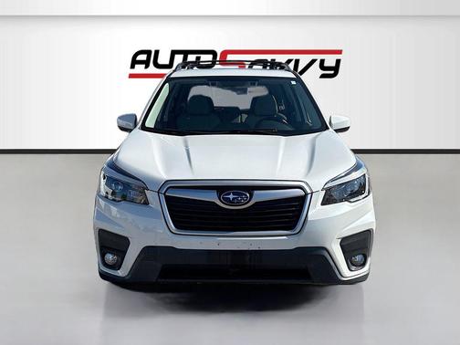 Crystal White Pearl 2021 Subaru Forester Premium