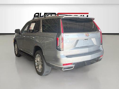 Argent Silver Metallic 2023 Cadillac Escalade Premium Luxury