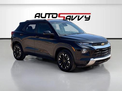 Mosaic Black Metallic 2022 Chevrolet Trailblazer LT