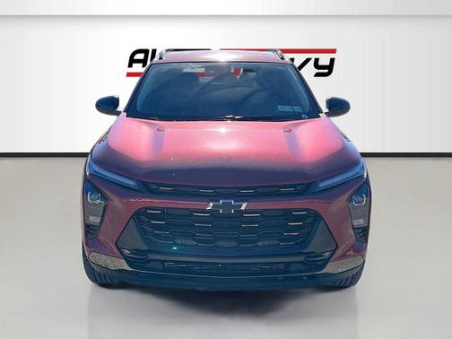 Crimson Metallic 2024 Chevrolet Trax FWD ACTIV