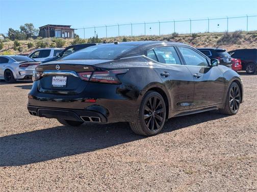 2023 Nissan Maxima SR Xtronic CVT