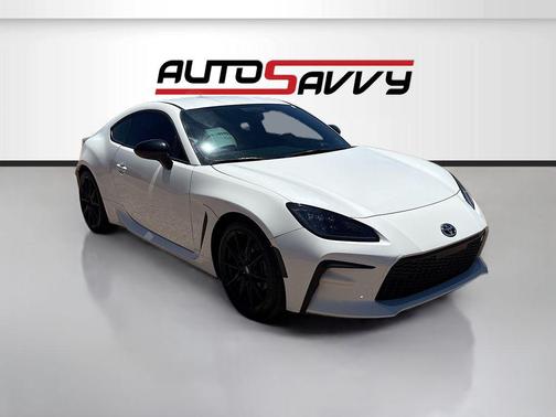 Halo 2025 Toyota GR86 Premium