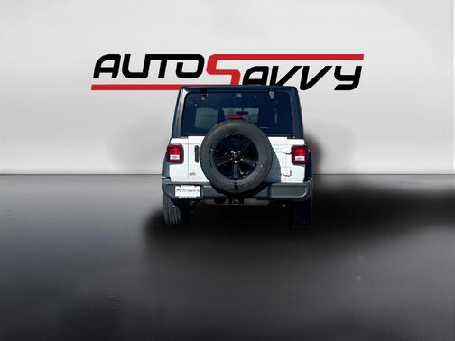 Bright White Clearcoat 2022 Jeep Wrangler Unlimited Sport Altitude