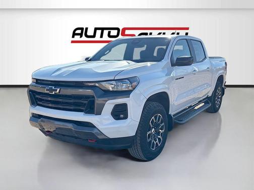 Summit White 2024 Chevrolet Colorado Z71