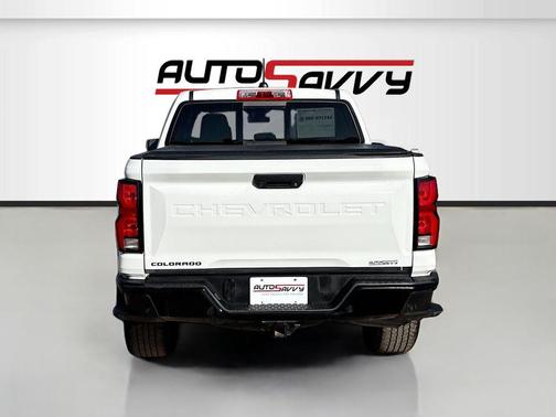 Summit White 2024 Chevrolet Colorado Z71