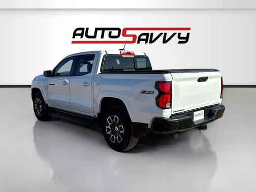 Summit White 2024 Chevrolet Colorado Z71