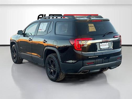2022 GMC Acadia AWD AT4