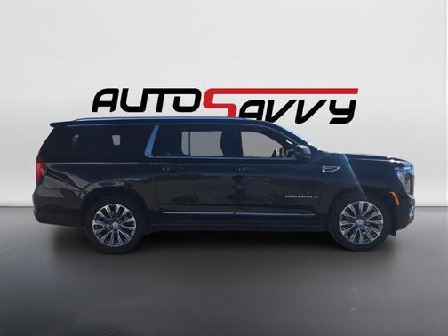Onyx Black 2025 GMC Yukon XL Denali