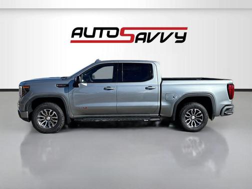 Sterling Metallic 2024 GMC Sierra 1500 AT4