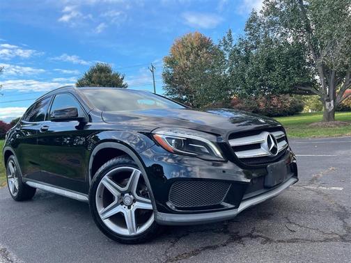 Photo 2 of 17 of 2015 Mercedes-Benz GLA-Class GLA 250 4MATIC