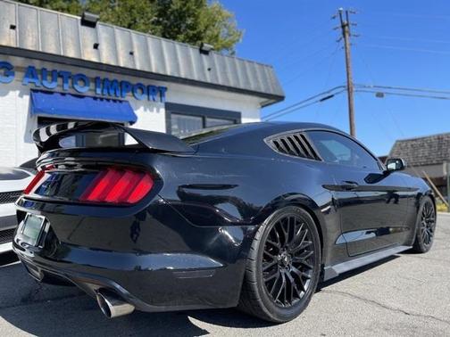 Photo 3 of 32 of 2016 Ford Mustang GT