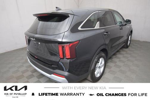 2025 Kia Sorento LX