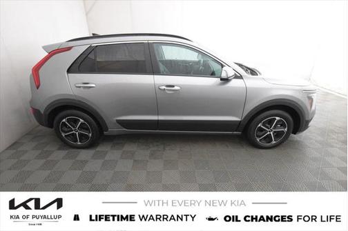 2025 Kia Niro EX