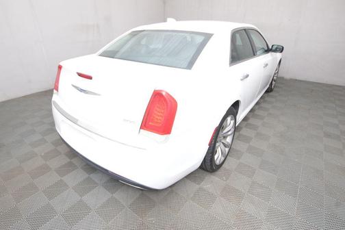 2018 Chrysler 300 Limited