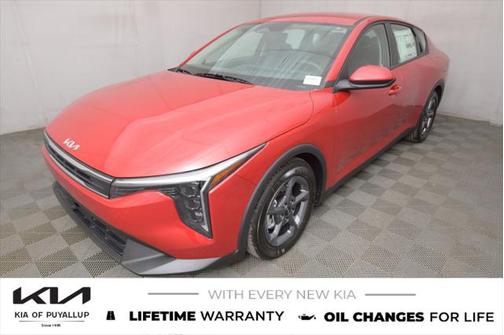 2025 Kia K4 LXS