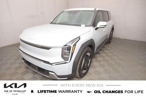 2026 Kia EV9 Light Long Range