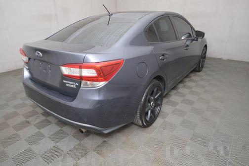 2017 Subaru Impreza 2.0i