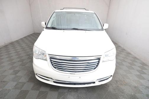 2012 Chrysler Town & Country Touring