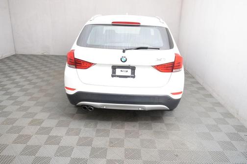 Alpine White 2015 BMW X1 xDrive 28i