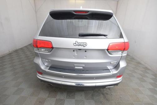 2020 Jeep Grand Cherokee Summit