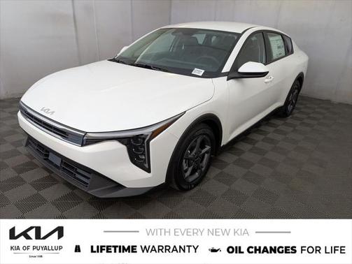 2025 Kia K4 LXS