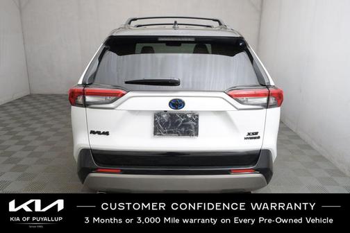 2023 Toyota RAV4 Hybrid SE