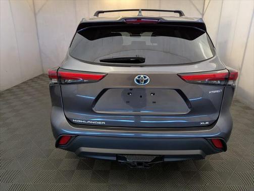 2023 Toyota Highlander Hybrid XLE