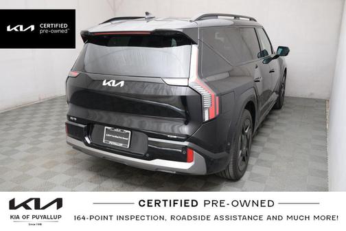 Aurora Black Pearl 2024 Kia EV9 GT-Line