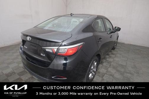 2020 Toyota Yaris Sedan XLE