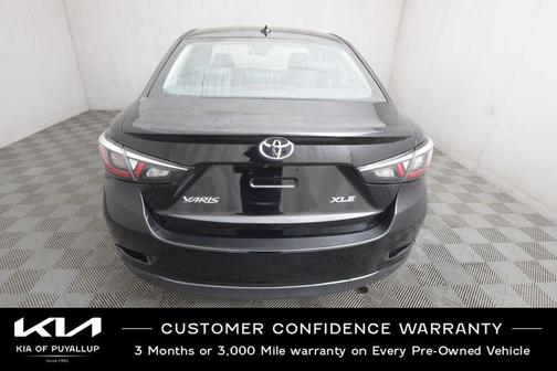 2020 Toyota Yaris Sedan XLE