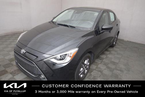 2020 Toyota Yaris Sedan XLE