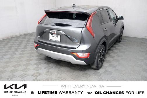 Interstellar Gray 2026 Kia Niro LX