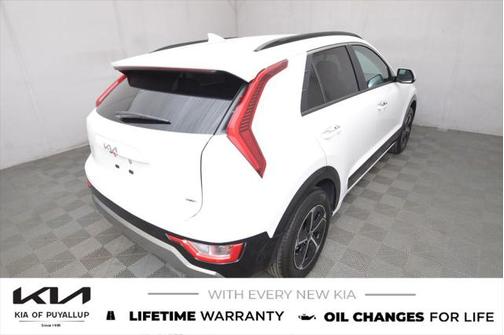 2025 Kia Niro SX