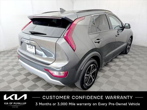 2024 Kia Niro EX