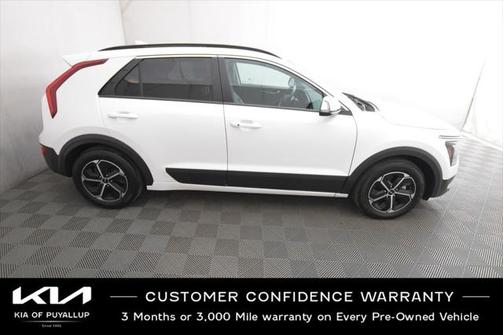 2023 Kia Niro EX
