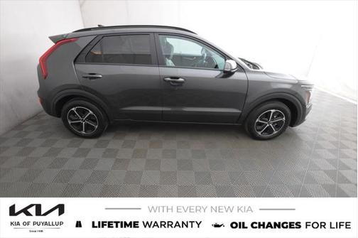 2025 Kia Niro EX