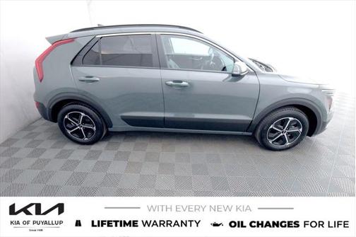 2025 Kia Niro EX