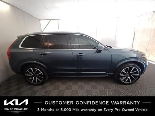 2020 Volvo XC90 T6 Momentum