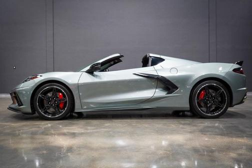 2023 Chevrolet Corvette Stingray w/2LT