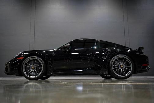 2022 Porsche 911 Turbo S