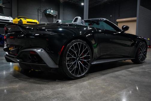 2023 Aston Martin Vantage FREE NATIONWIDE ENCLOSED DELIVERY!