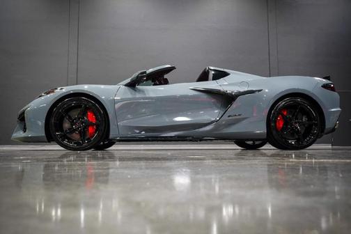 2025 Chevrolet Corvette E-Ray
