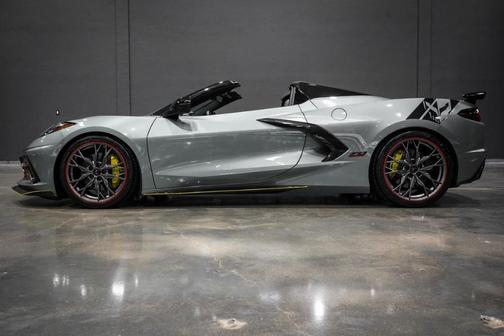 Gray 2023 Chevrolet Corvette Stingray w/2LT