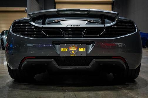 2014 McLaren MP4-12C Base