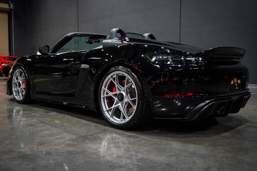 2025 Porsche 718 Spyder RS