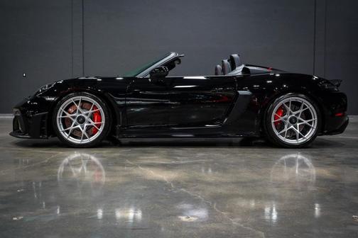 2025 Porsche 718 Spyder RS