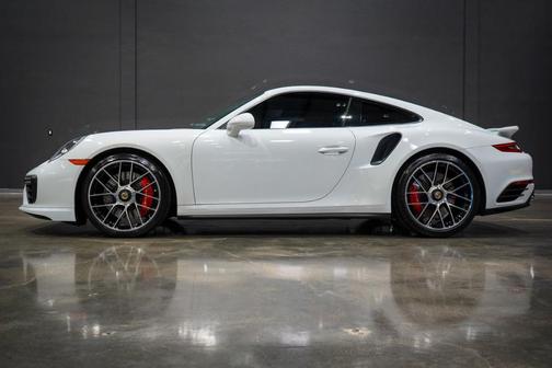 2019 Porsche 911 Turbo