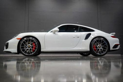 2019 Porsche 911 Turbo